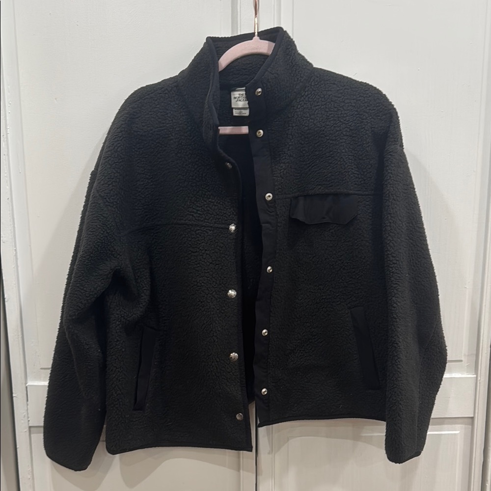 Women’s North Face Black Fleece Jacket